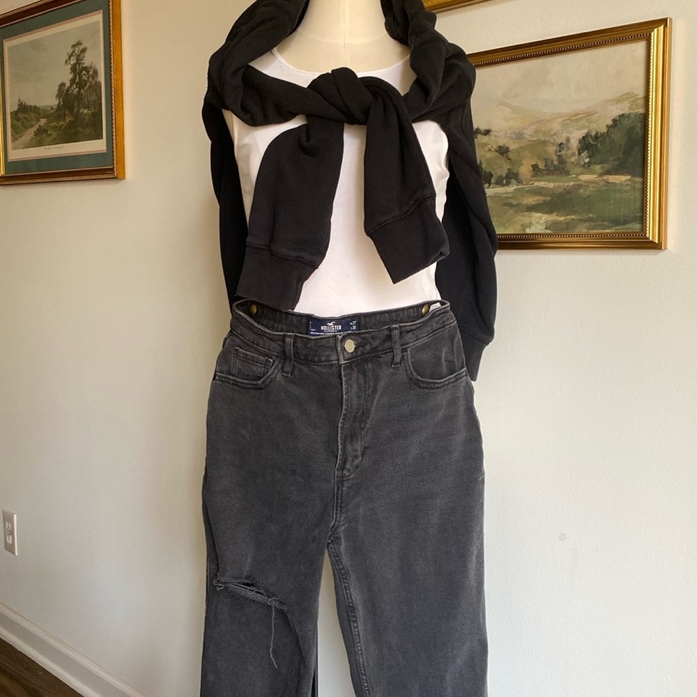 Hollister Jean